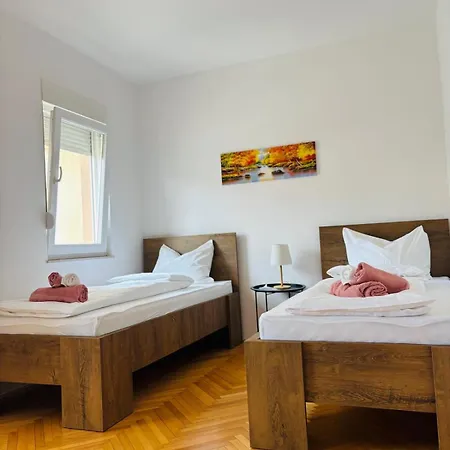 Апартаменты Oak Duo